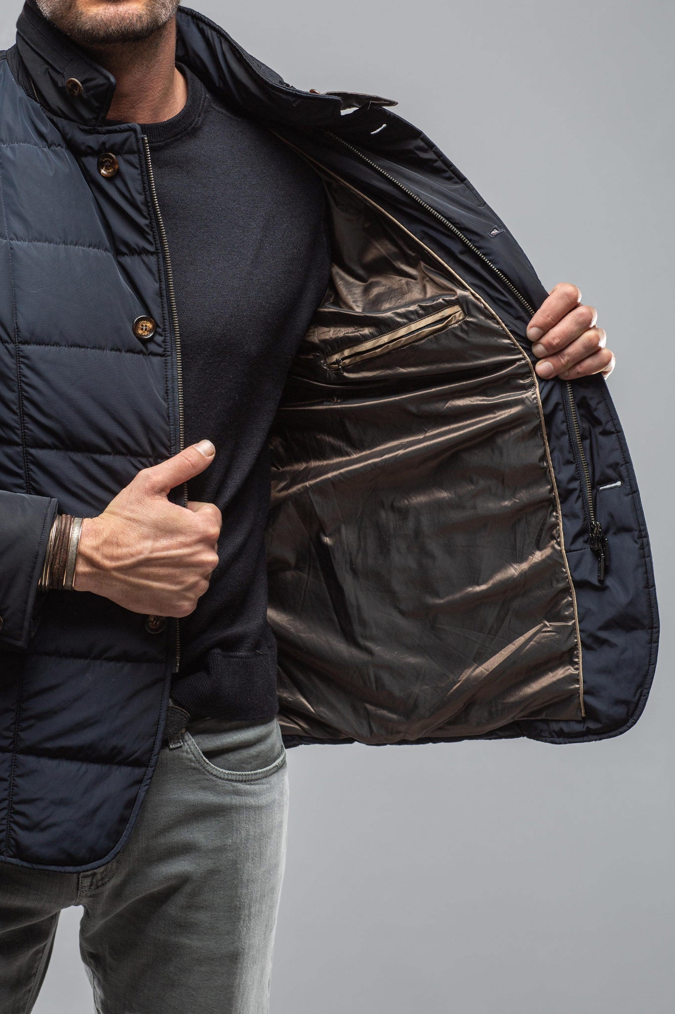 Easton Quilted Jacket In Navy